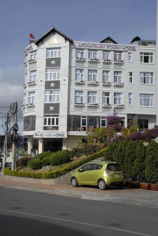 Mountain Town Hotel Далат Екстер'єр фото